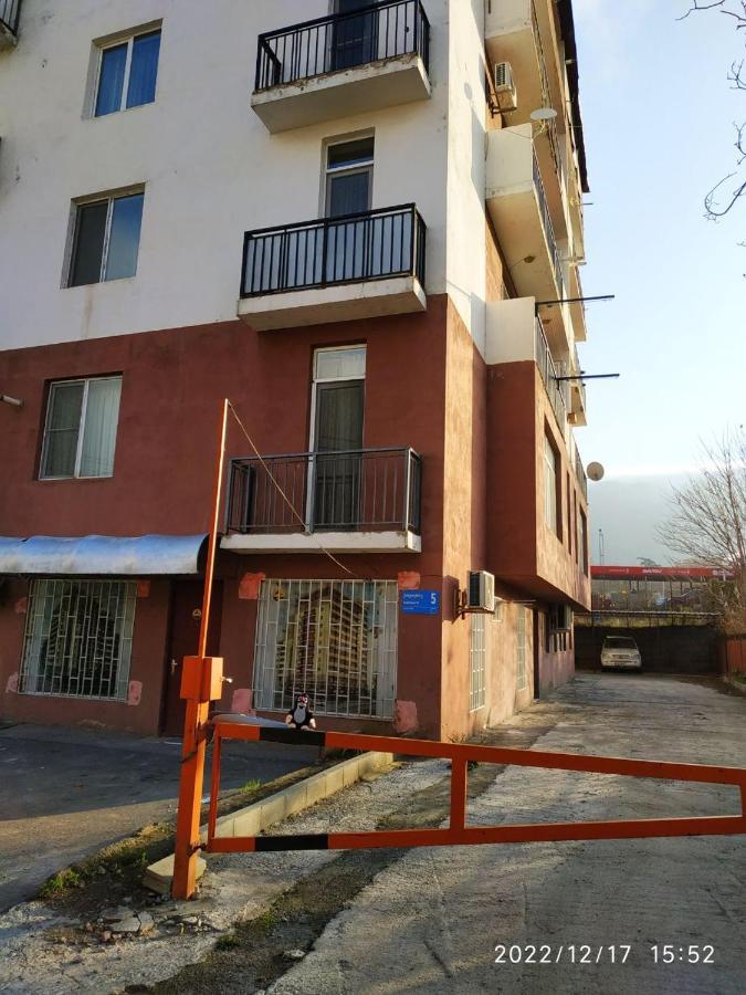 Apartment Sandra ティビリシ エクステリア 写真
